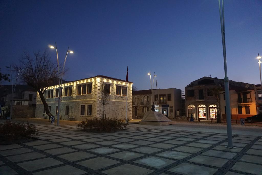 Villa Fokai Hotel Yenifoca Eksteriør bilde