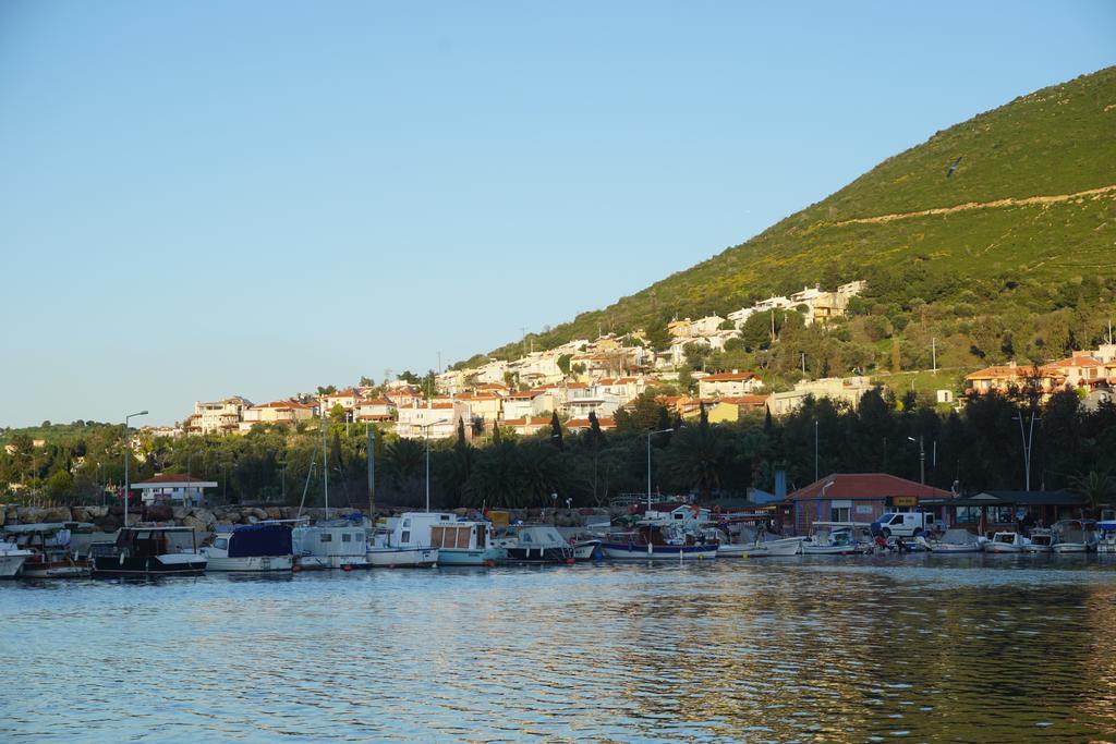 Villa Fokai Hotel Yenifoca Eksteriør bilde