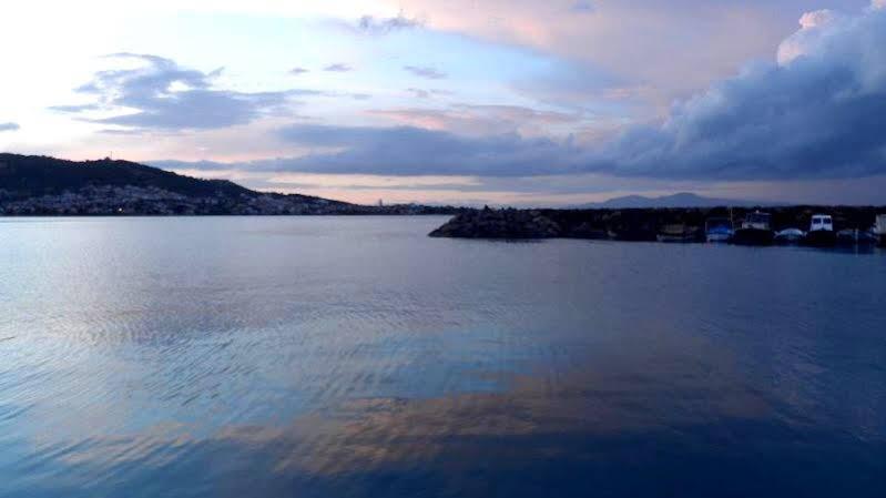 Villa Fokai Hotel Yenifoca Eksteriør bilde