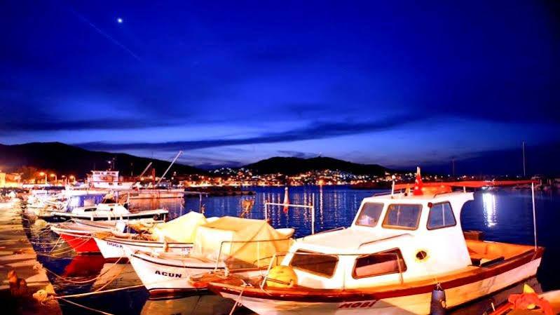 Villa Fokai Hotel Yenifoca Eksteriør bilde